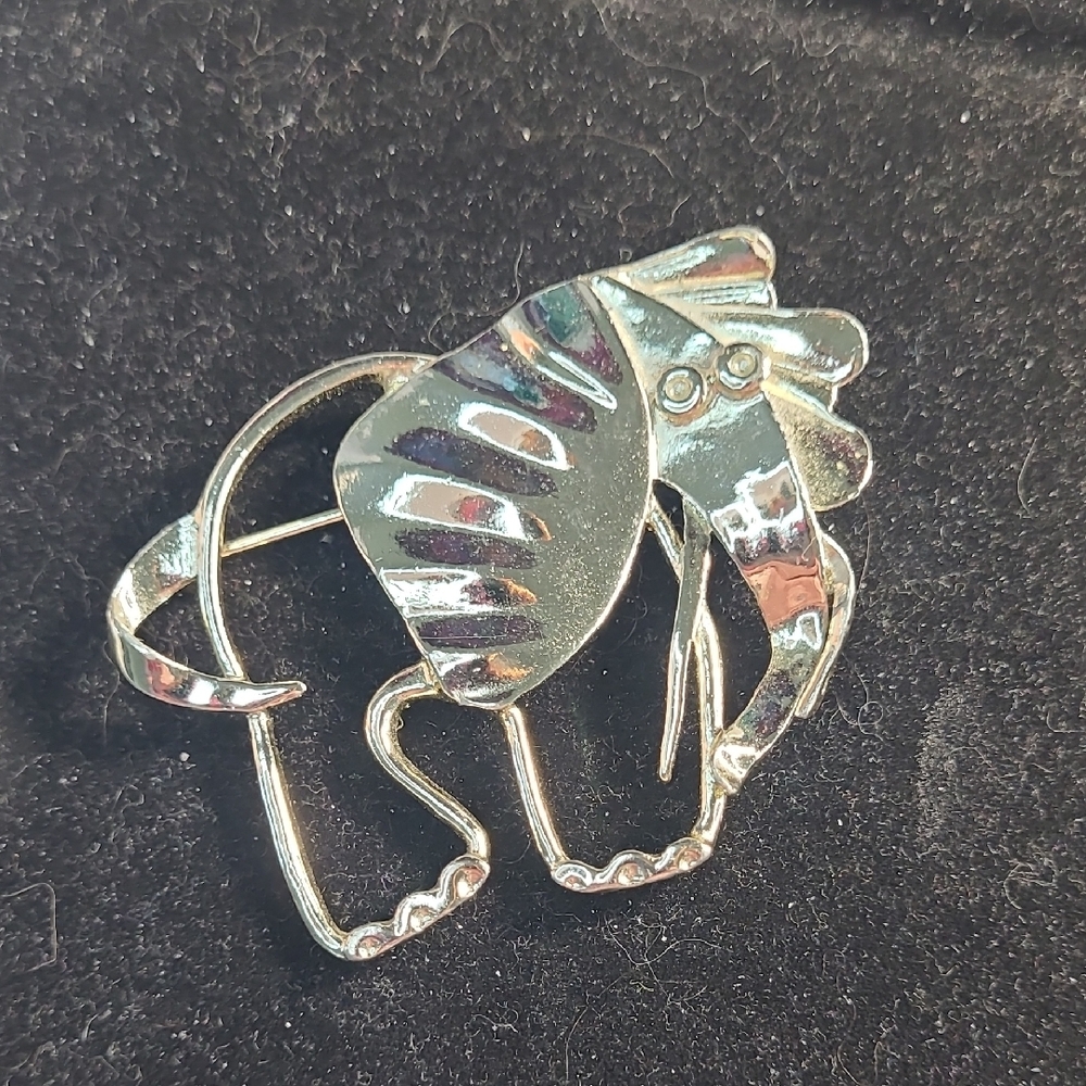 Silver/gold Toned Elephant Brooch - Shiny Metal Animal Pin